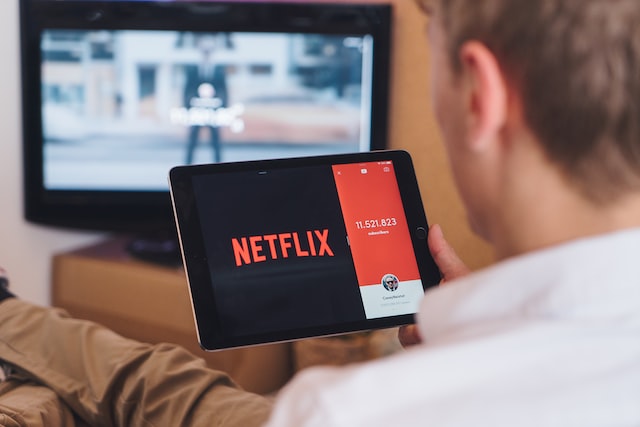 Top 3 des séries Netflix 	pour geek